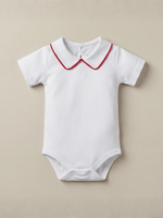 Body Bebê Menino Branco com Gola Polo Vivo Vermelho Manga Curta 100% Algodão