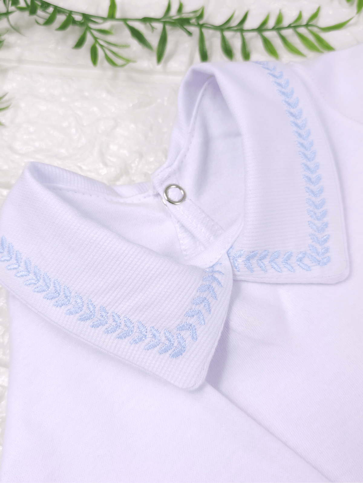 Body Bebê Menino Branco com Gola Polo Trigal Azul Manga Longa 100% Algodão