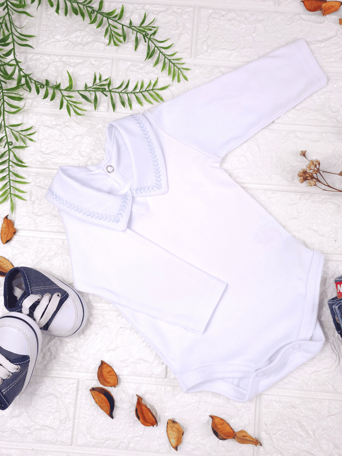 Body Bebê Menino Branco com Gola Polo Trigal Azul Manga Longa 100% Algodão