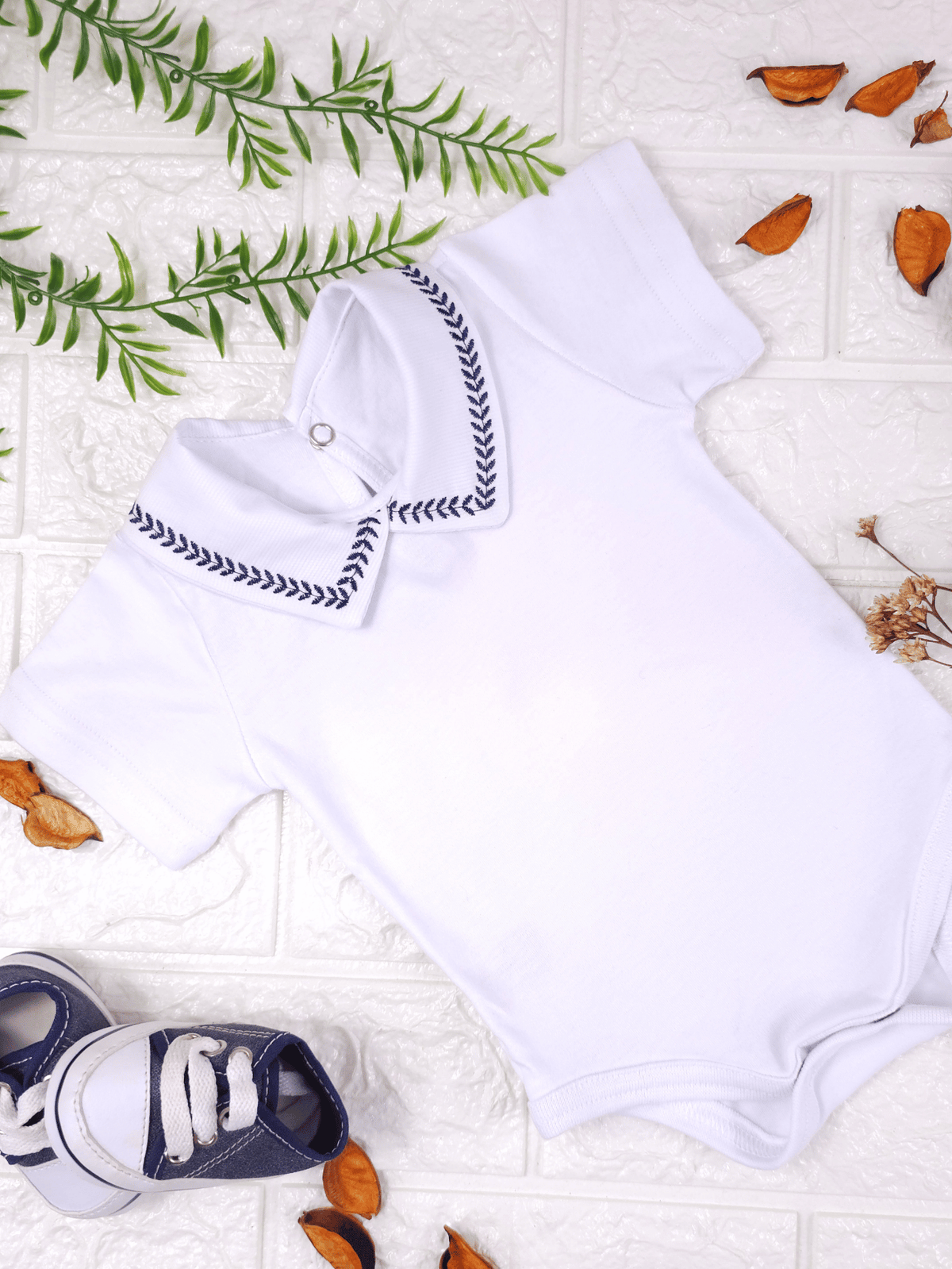 Body Bebê Menino Branco com Gola Polo Trigal Marinho Manga Curta 100% Algodão