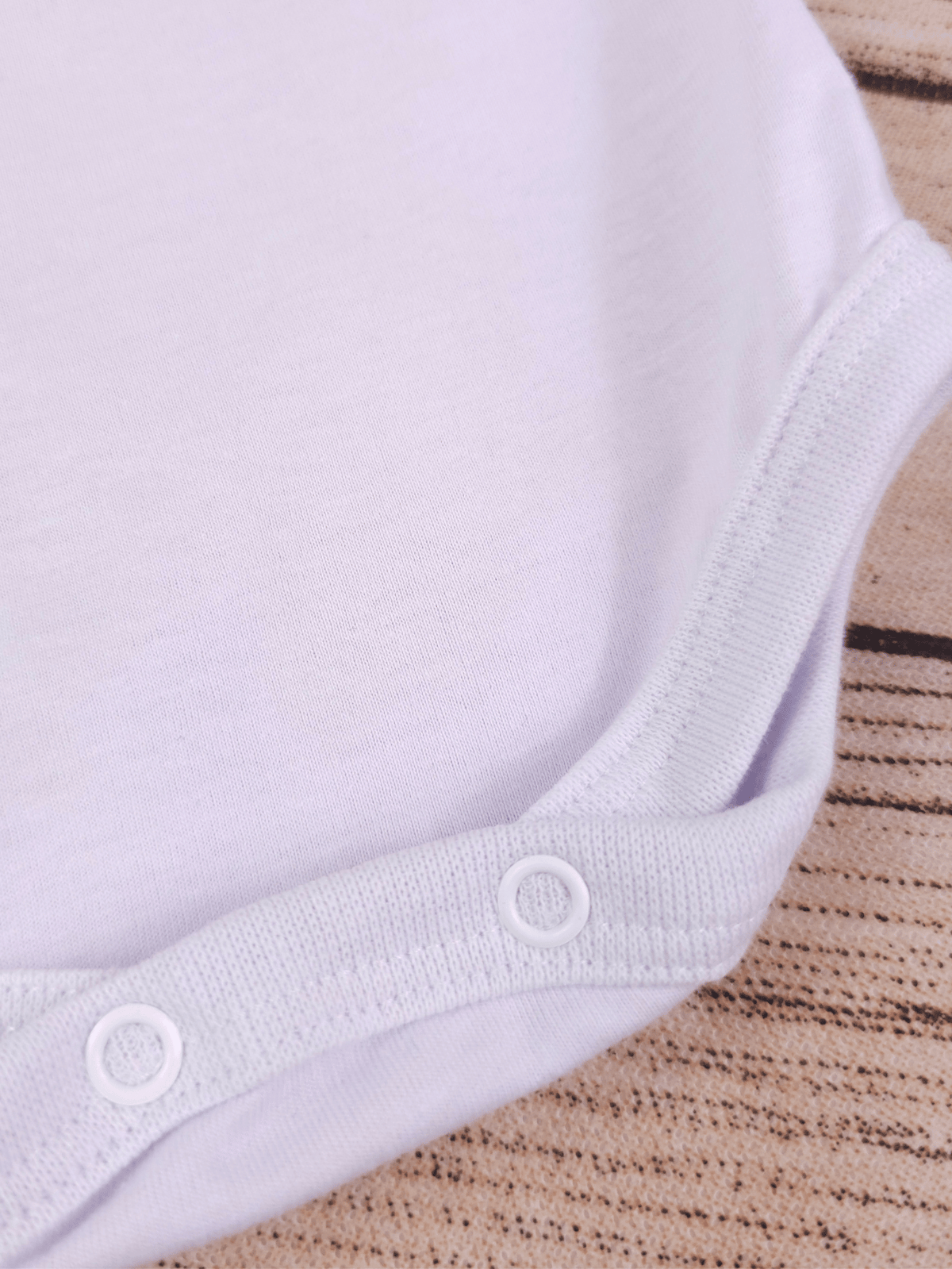 Body Bebê Menino Branco com Gola Polo Trigal Café Manga Longa 100% Algodão