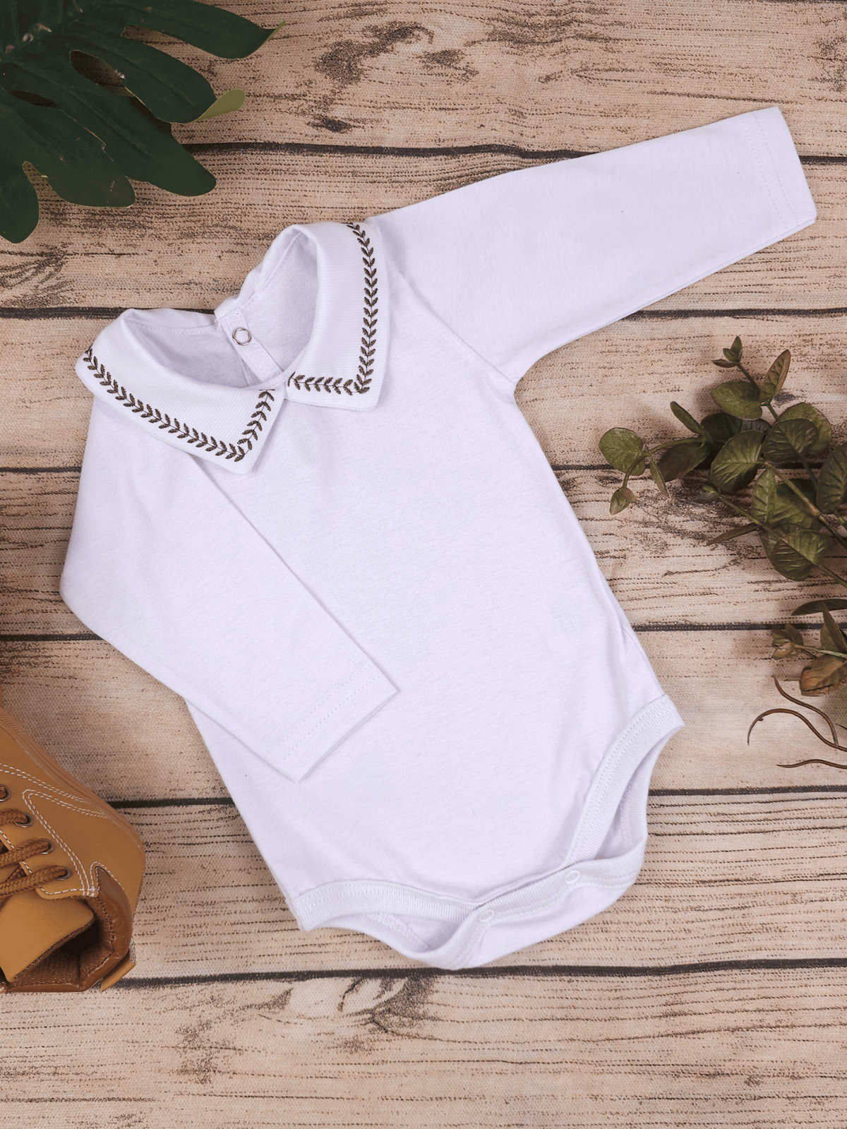 Body Bebê Menino Branco com Gola Polo Trigal Café Manga Longa 100% Algodão