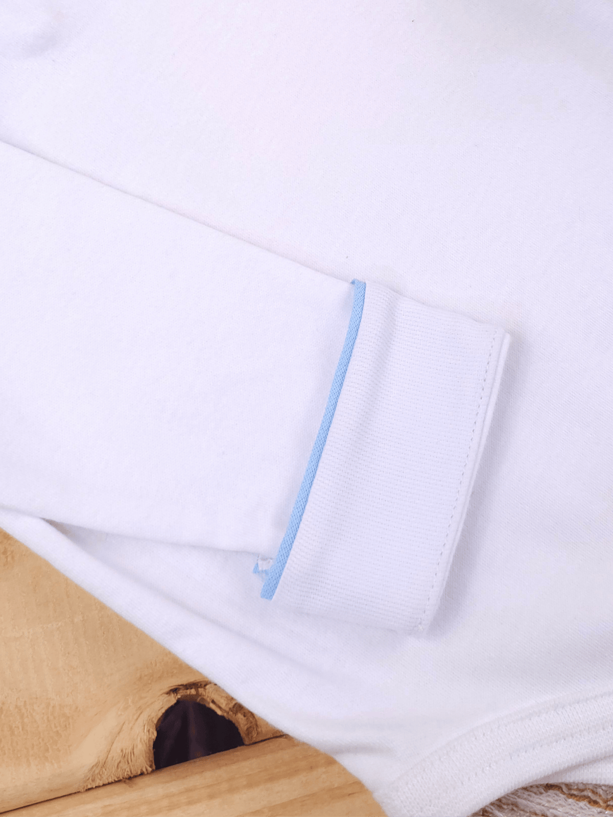 Body Bebê Menino Branco com Gola Polo Vivo Azul Manga Longa 100% Algodão