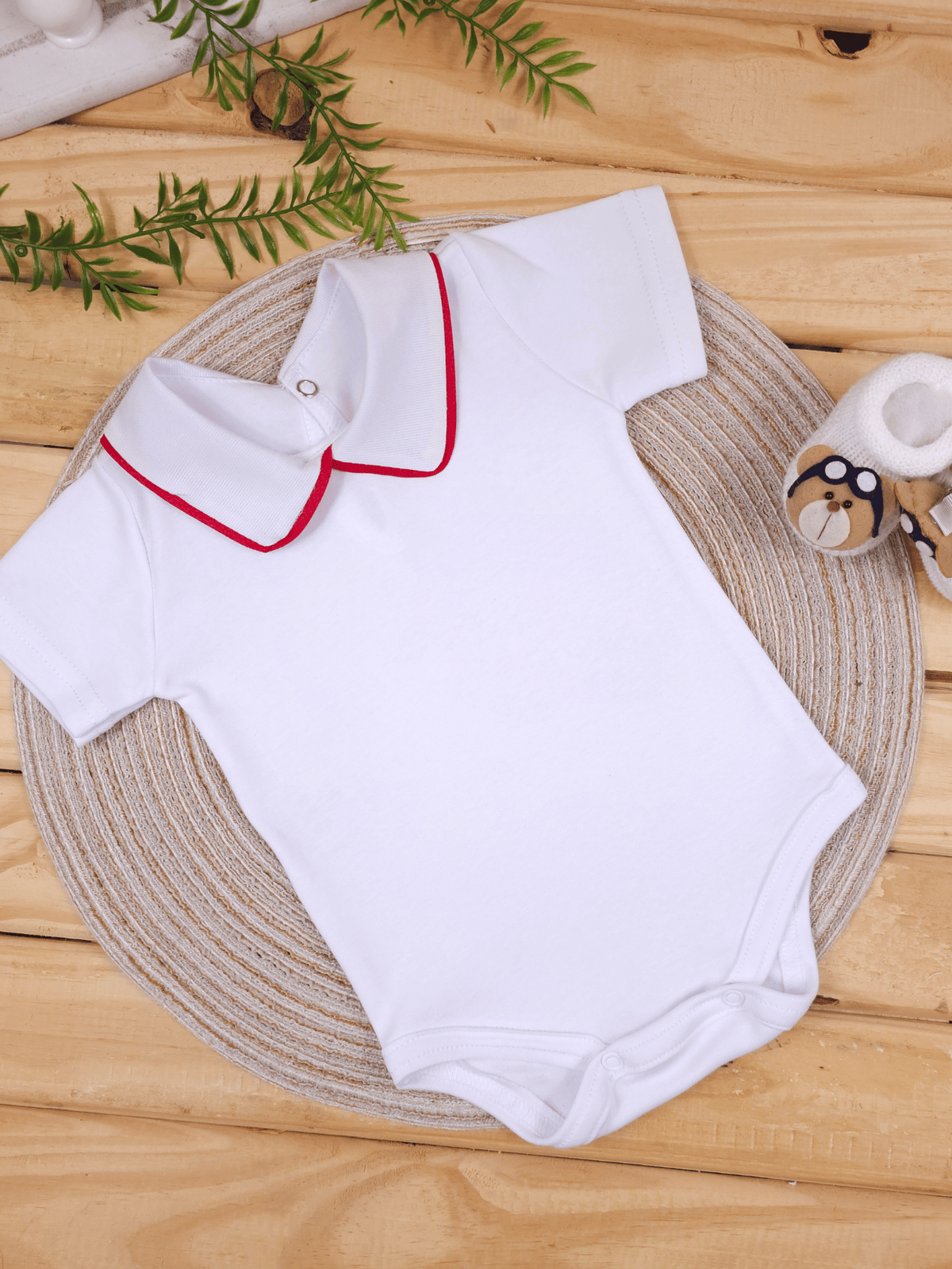 Body Bebê Menino Branco com Gola Polo Vivo Vermelho Manga Curta 100% Algodão
