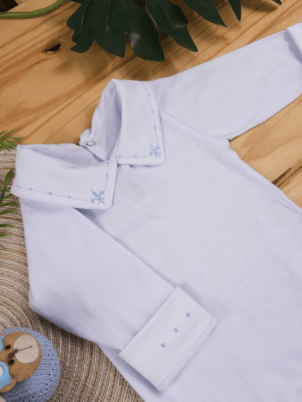 Body Bebê Menino com Gola e punho Bordado Manga Longa 100% Algodão