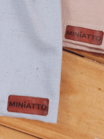 Conjunto Bebê Menino Verão Camiseta Bege e Short Azul