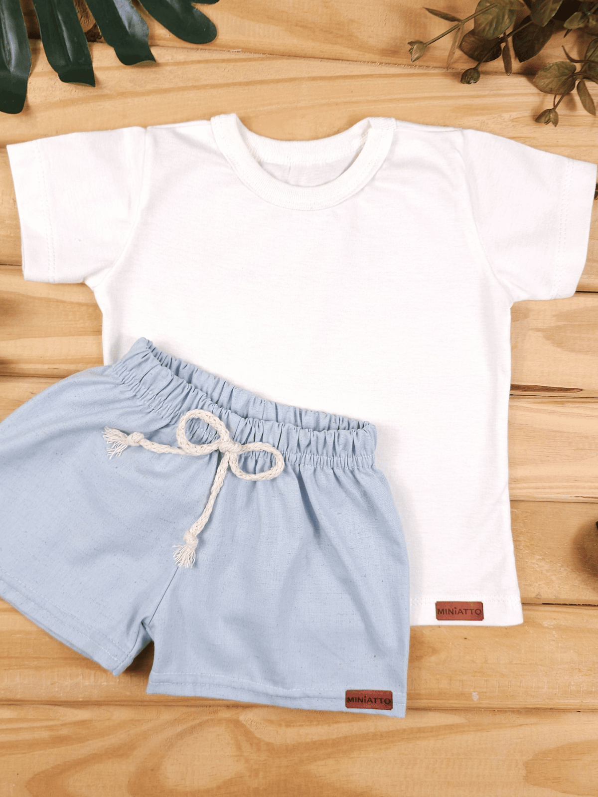 Conjunto Bebê Menino Verão Camiseta Algodão 100% + Short Linho Off-White/Azul (0-4)