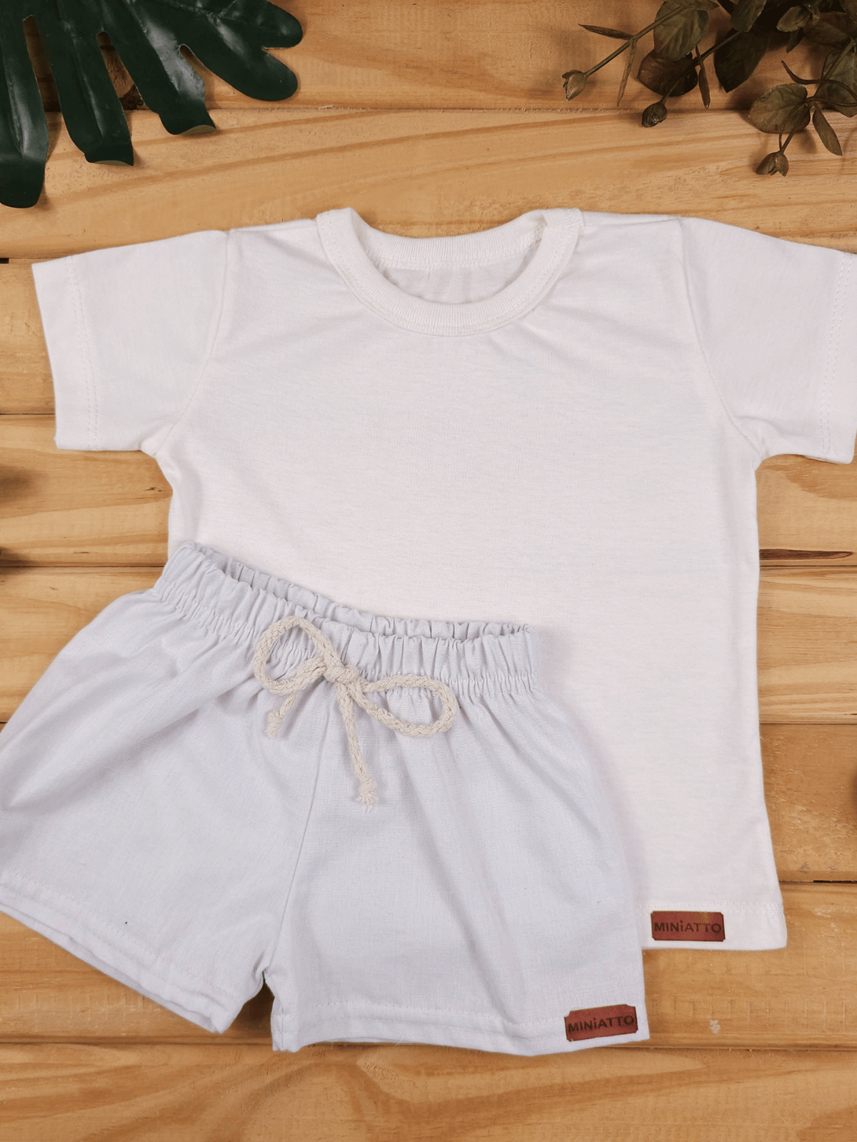 Conjunto Bebê Menino Verão Camiseta Algodão 100% + Short Linho Off-White/Branco (0-4)