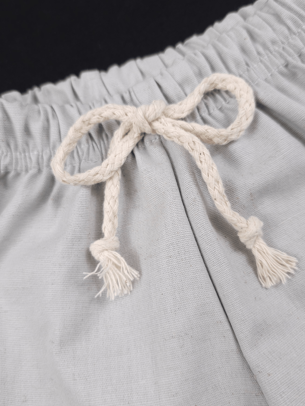 Conjunto Bebê Menino Verão Camiseta Algodão 100% + Short Linho Preto/Cinza (0-4)