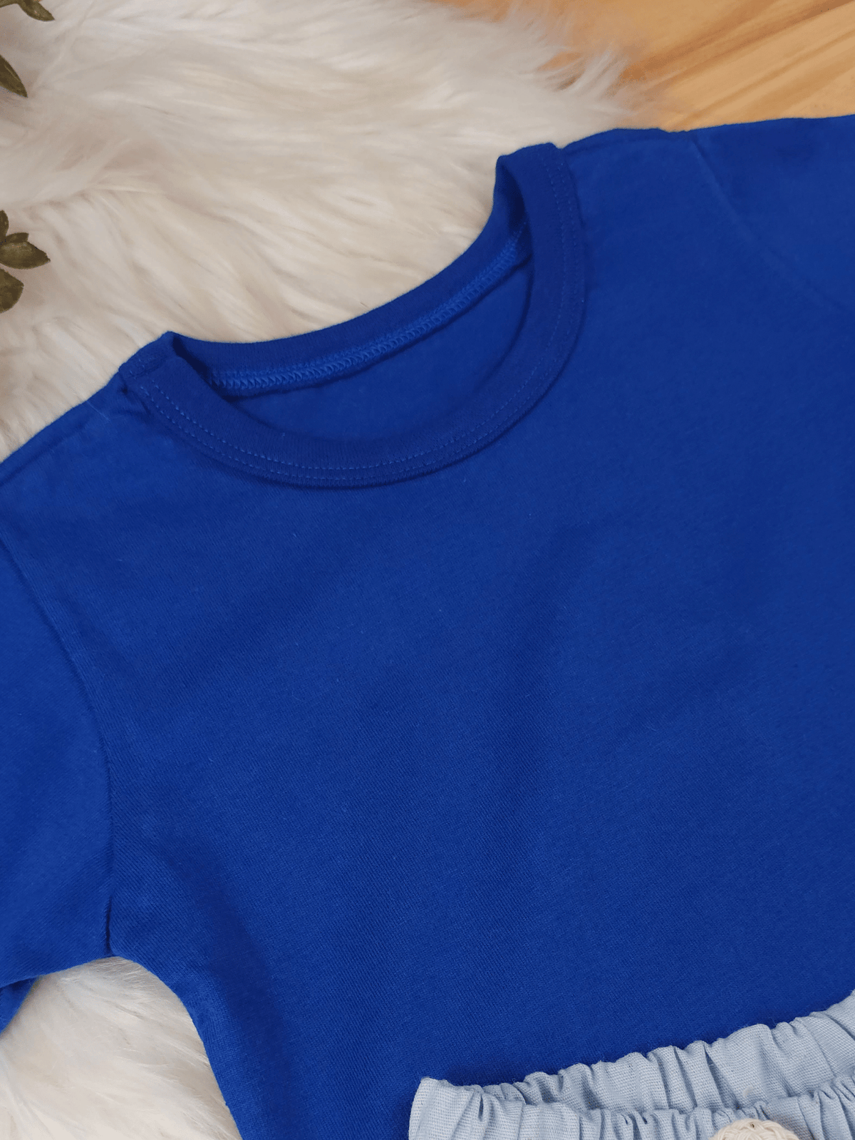 Conjunto Bebê Menino Verão Camiseta Azul Royal e Short Linho Azul