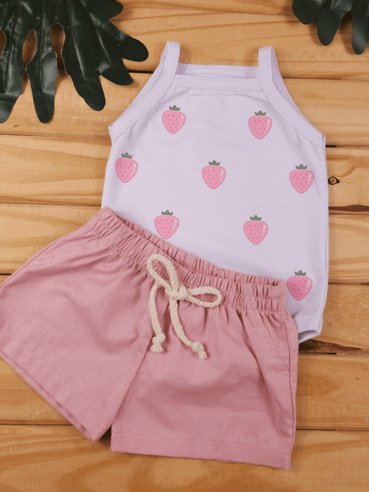 Conjunto Bebê Menina Body Alcinha Moranguinho e Short Linho