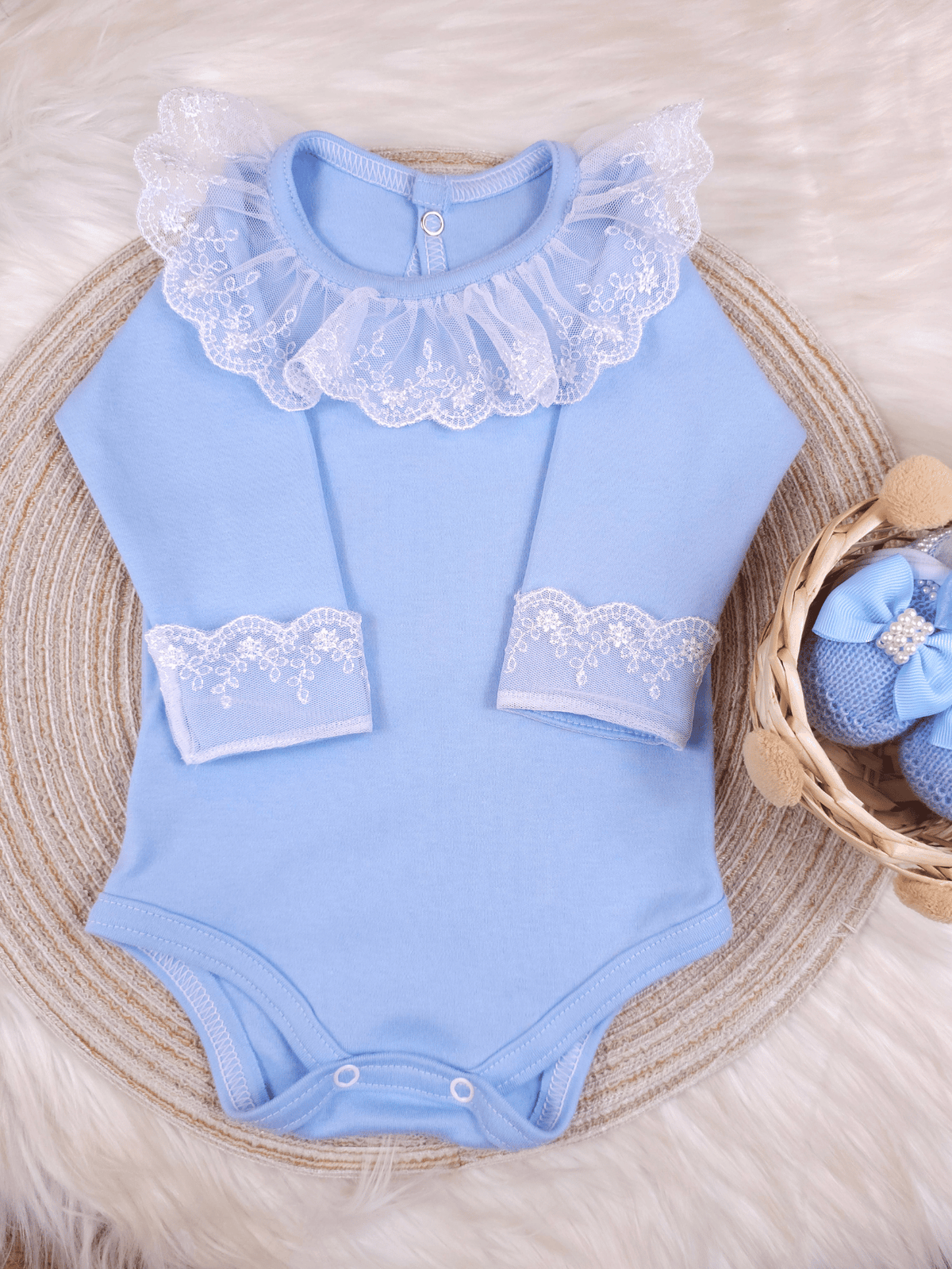 Body Bebê Menina Azul Manga Longa com Gola Rendada Delicado 100% Algodão