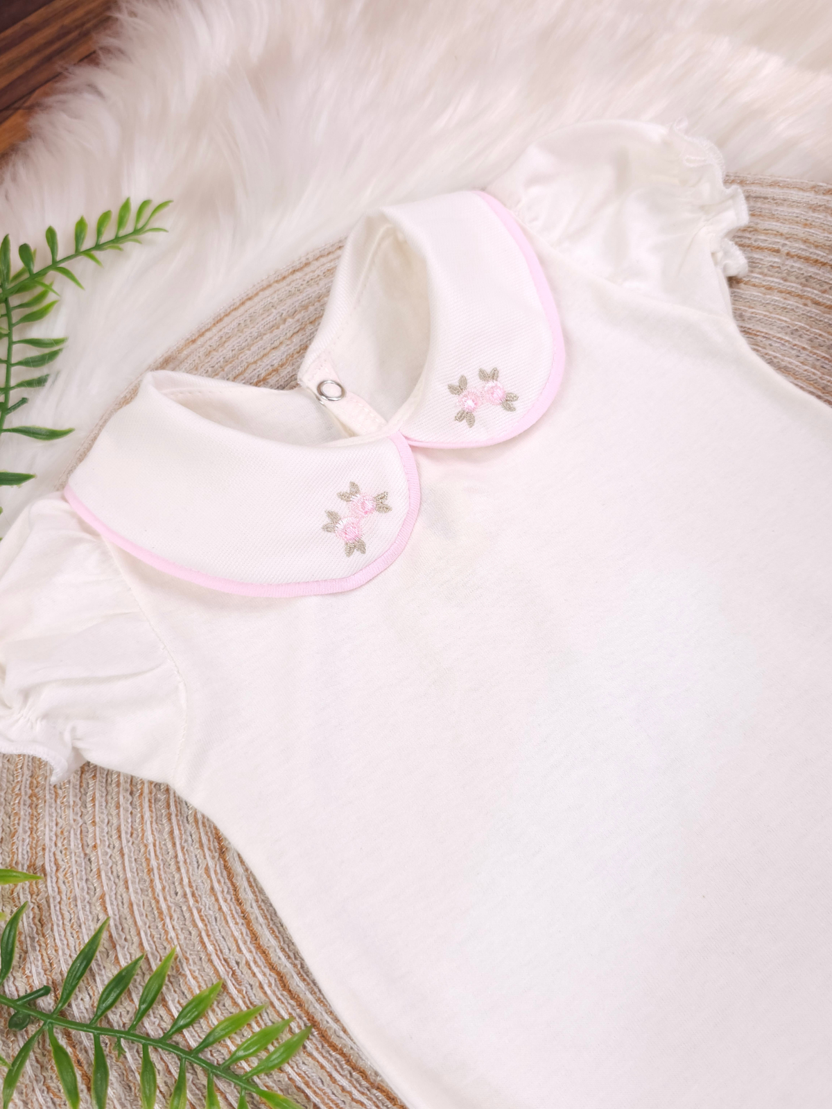 Body Menina para Maternidade – 100% Algodão – Gola Bordada