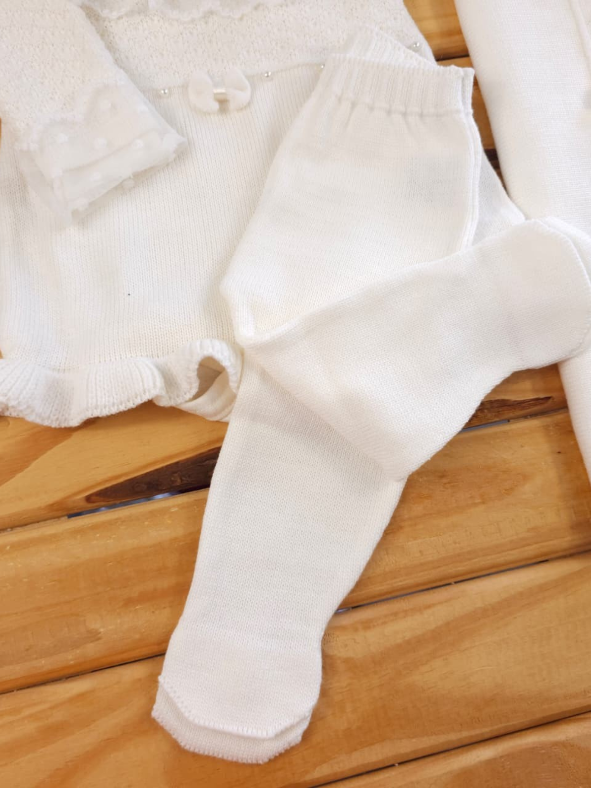 Kit Saída Maternidade Menina Tricô e Renda Off-White com Manta