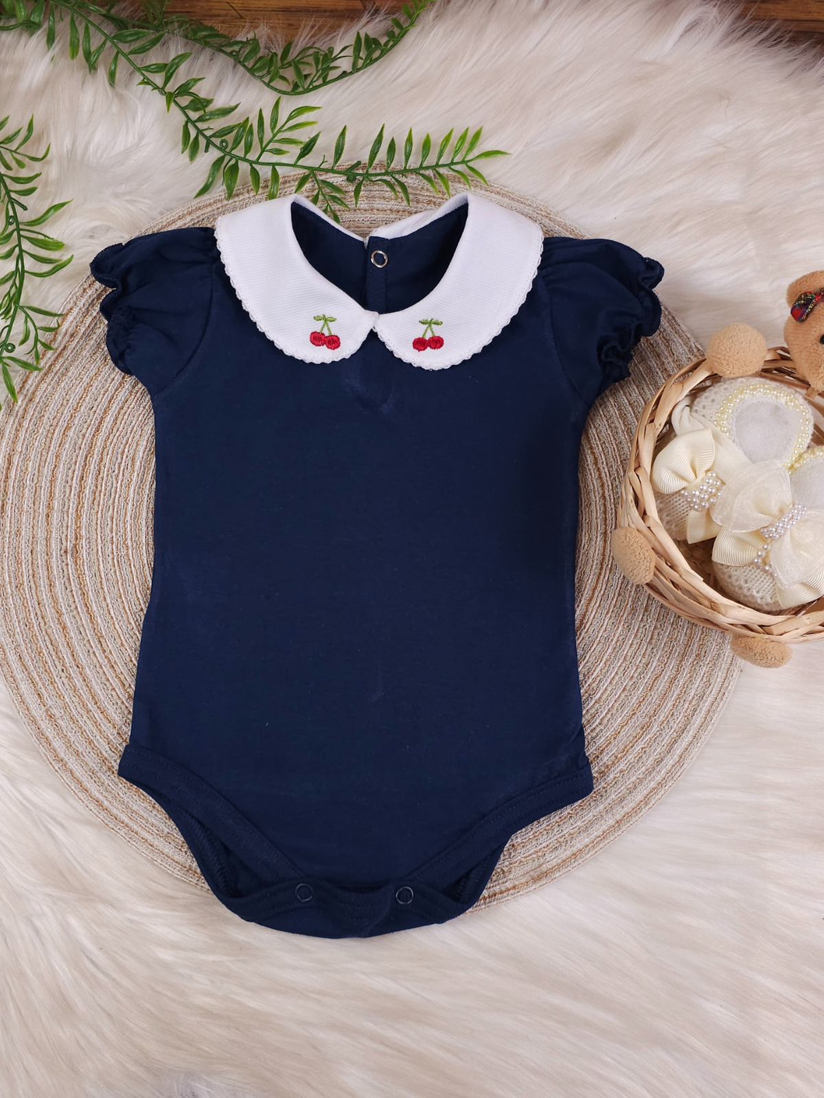 Body Bebê Menina Marinho com Gola Cereja Delicado Manga Curta 100% Algodão