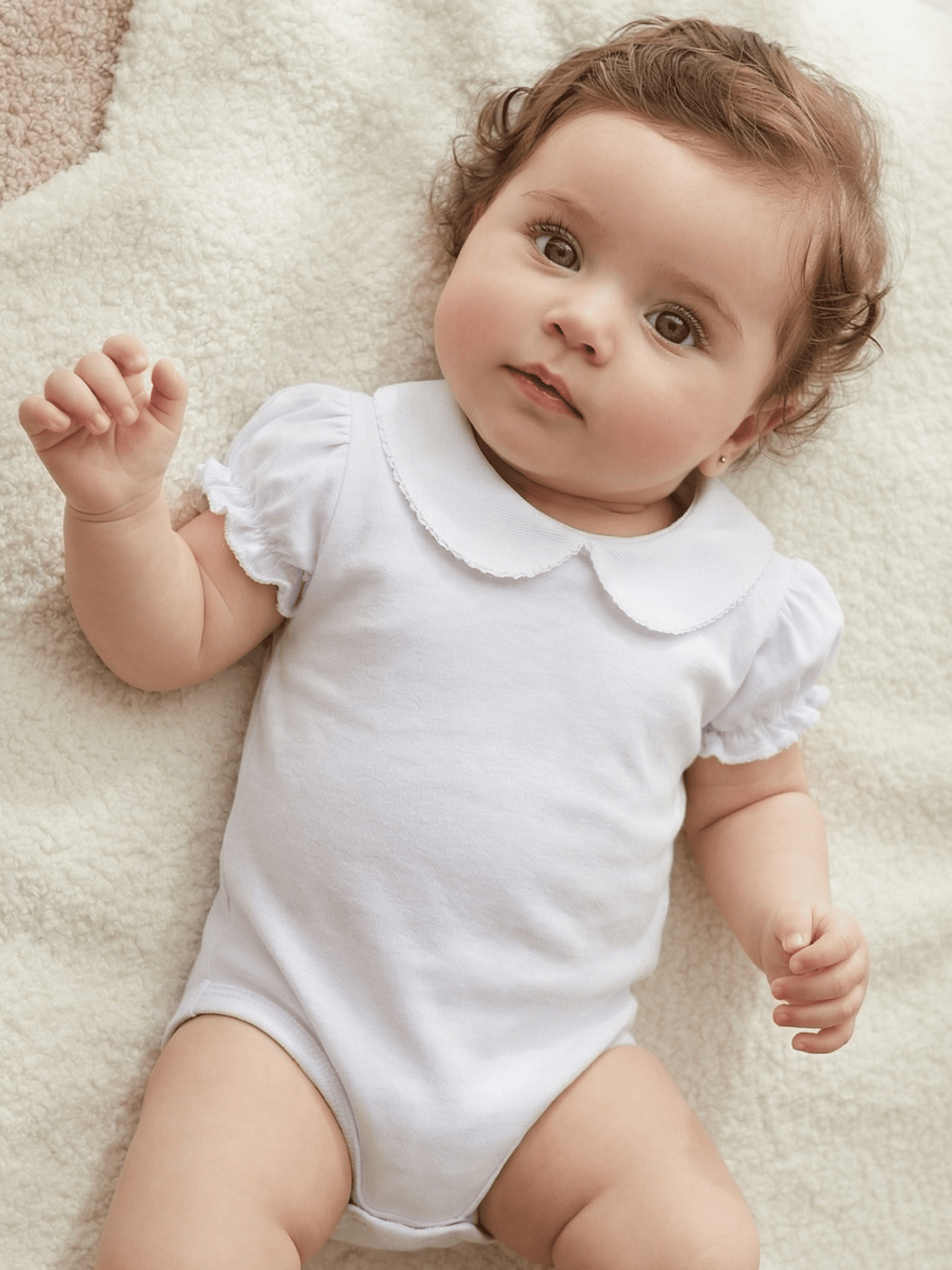 Body Bebê Menina Branco com Gola Picueta Delicado Manga Curta 100% Algodão