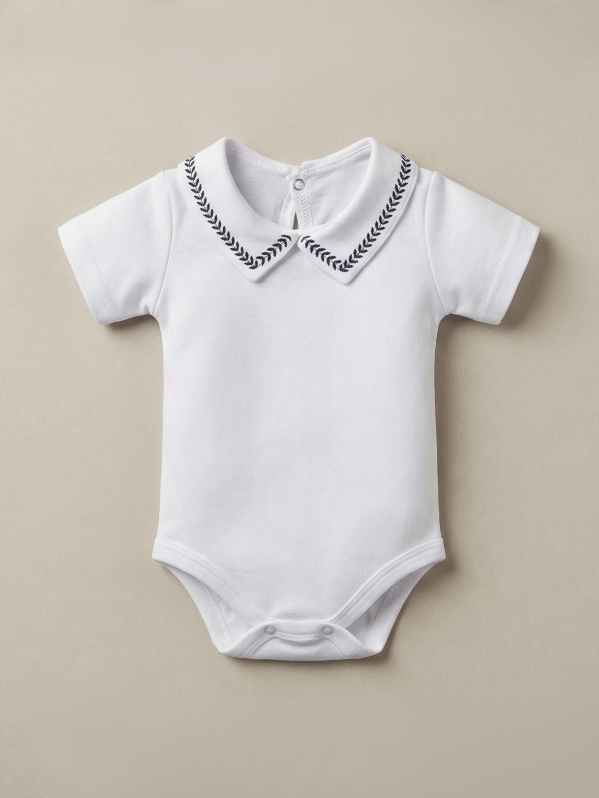 Body Bebê Menino Branco com Gola Polo Trigal Marinho Manga Curta 100% Algodão