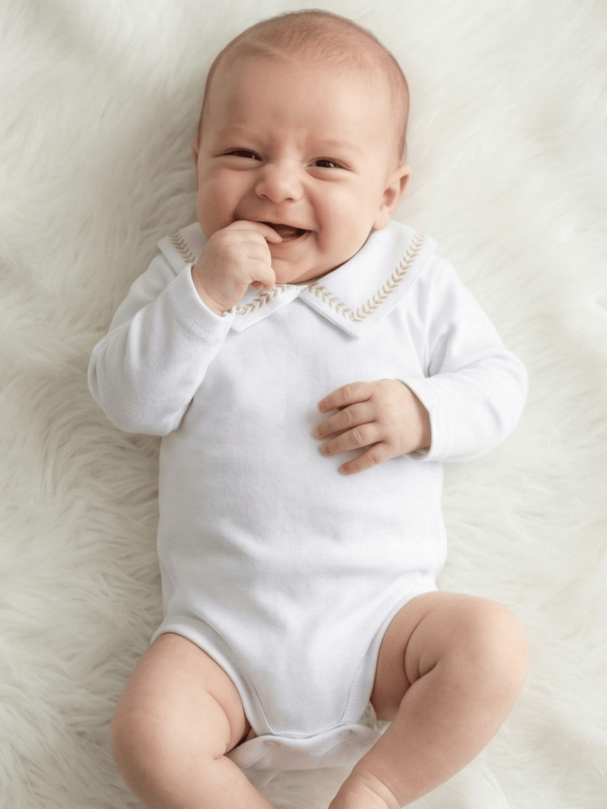 Body Bebê Menino Branco com Gola Polo Trigal Cappuccino Manga Longa 100% Algodão