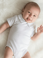 Body Bebê Menino Branco com Gola Polo Vivo Branco Manga Curta 100% Algodão