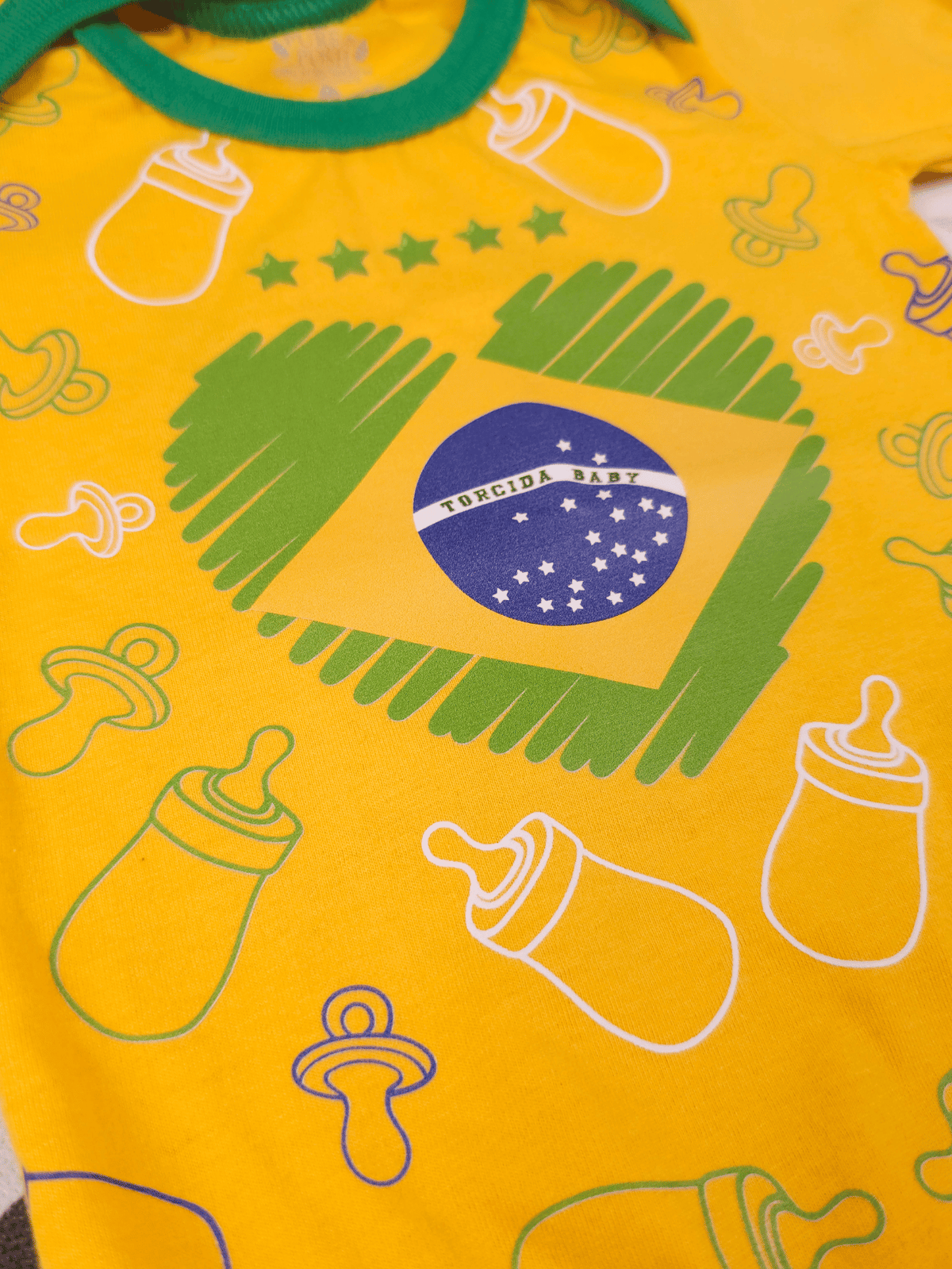 Conjunto Bebê Menino Brasil Body Estampado E Short de Malha 100% Algodão