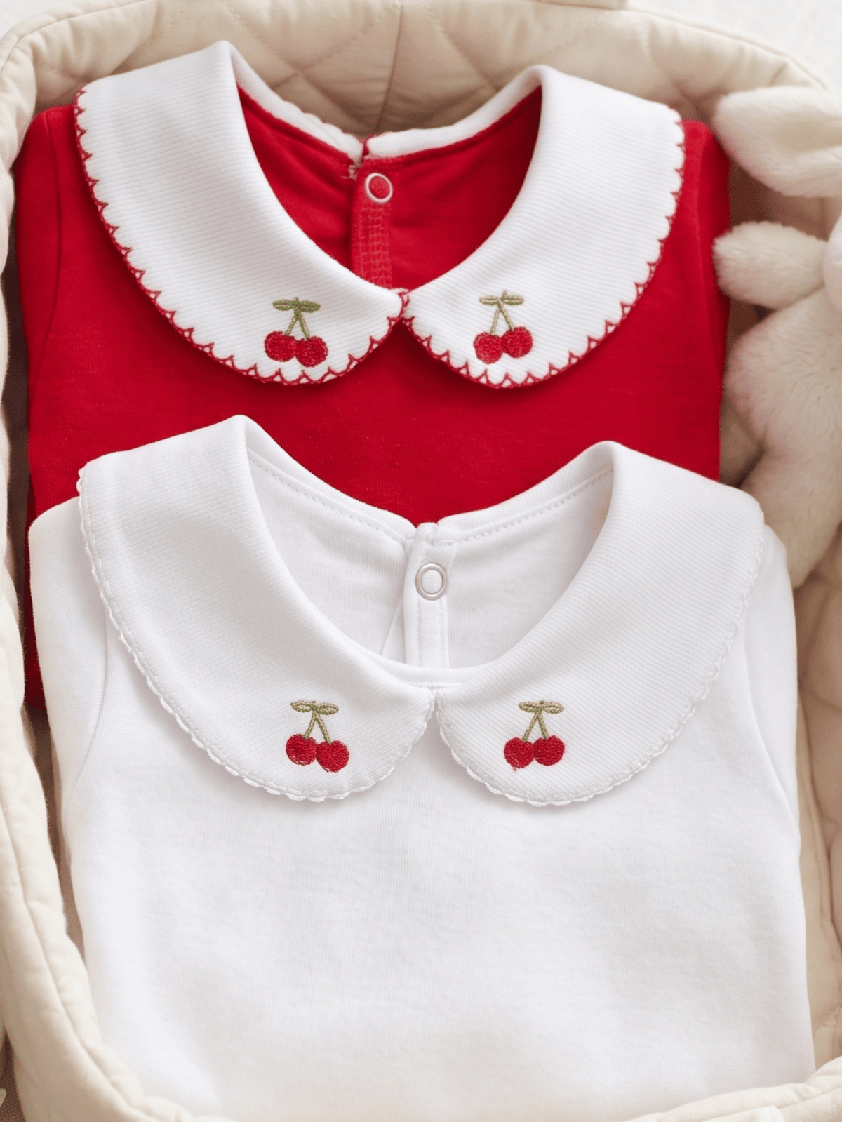 Kit 2 Bodies Bebê Menina Saída de Maternidade Bordado Cereja